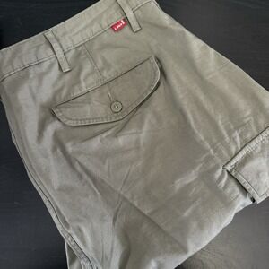 Levi's Strauss Cargo Khaki Tan Shorts Men 38 Fits 40x9 Rip Stop